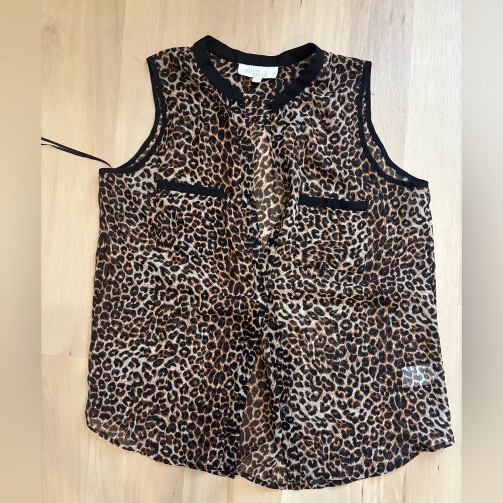 Olive & Oak Leopard Print Sheer Top L